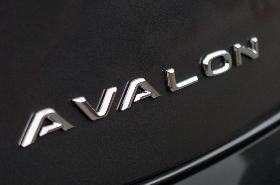  Toyota Avalon 2013 года  (фото 29 из 54)